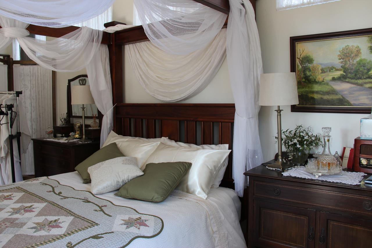 Whispering Pines Bed And Breakfast Collie Exterior photo