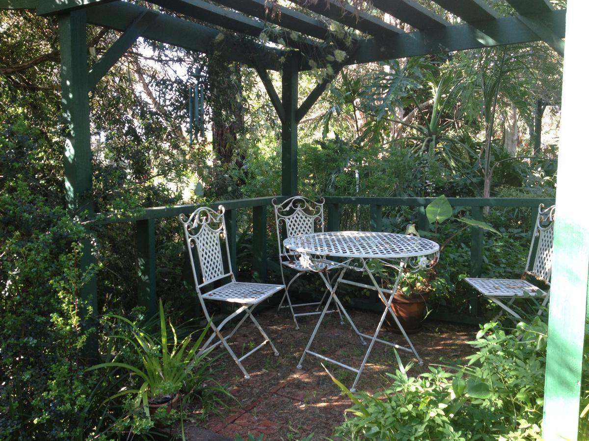 Whispering Pines Bed And Breakfast Collie Exterior photo